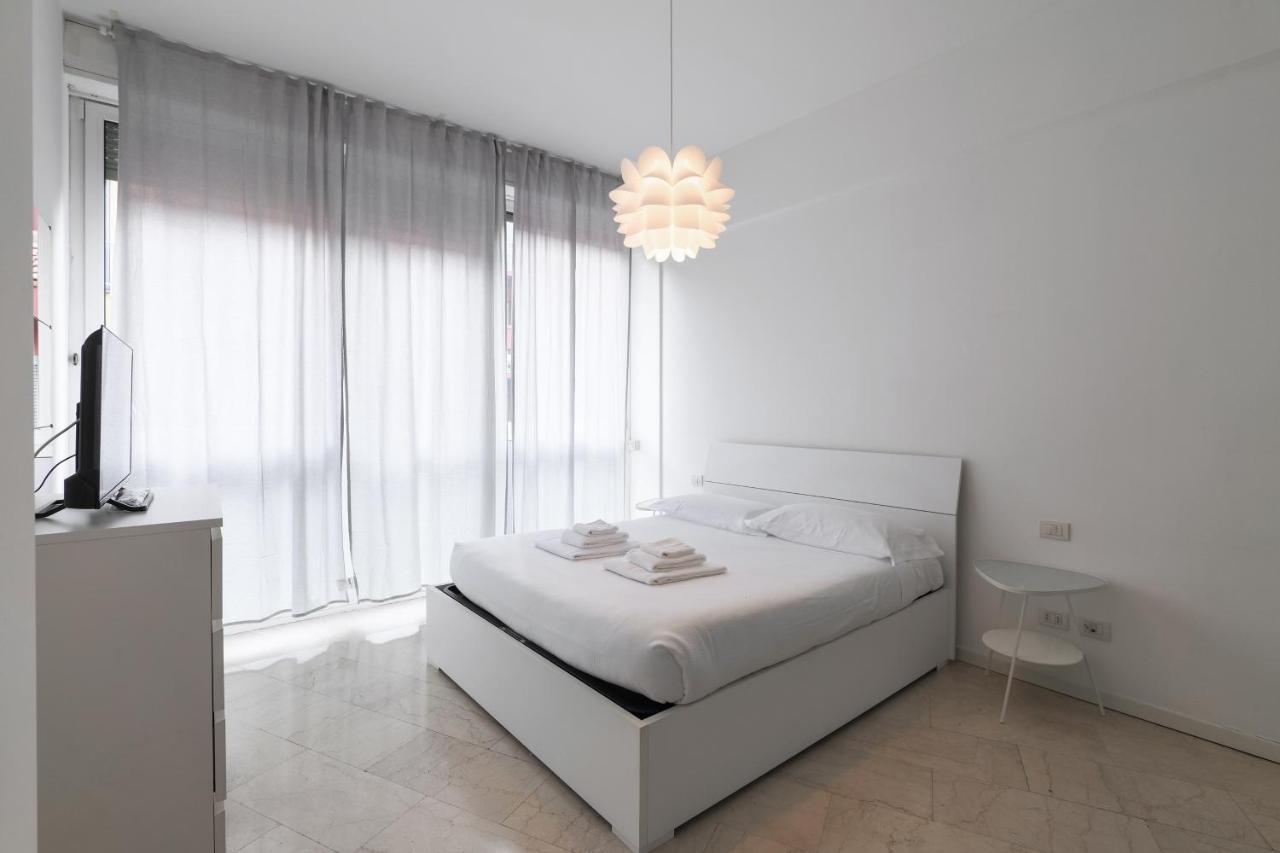 Prestige Boutique Homes - Duomo 1 Milan Bagian luar foto