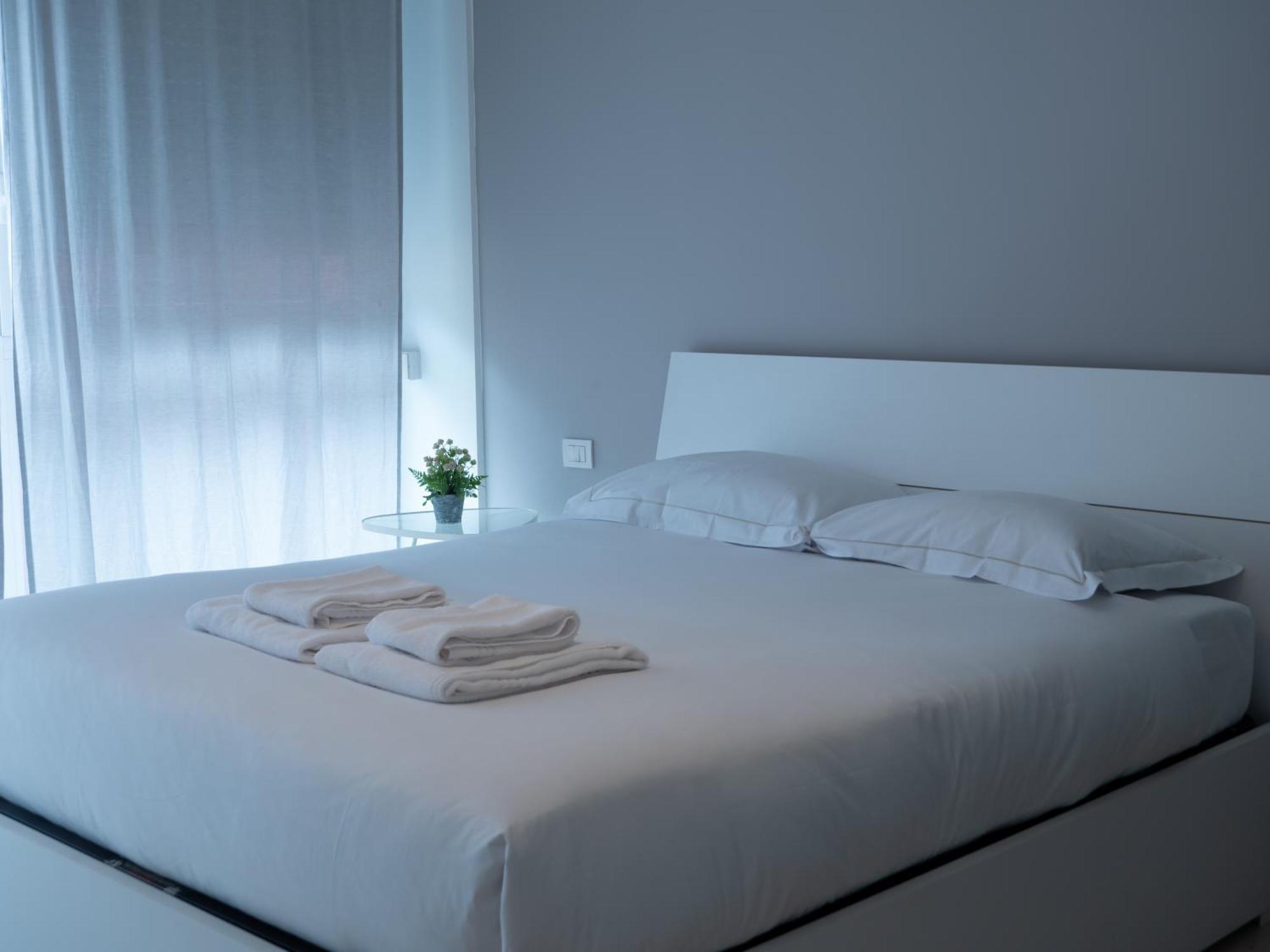 Prestige Boutique Homes - Duomo 1 Milan Bagian luar foto