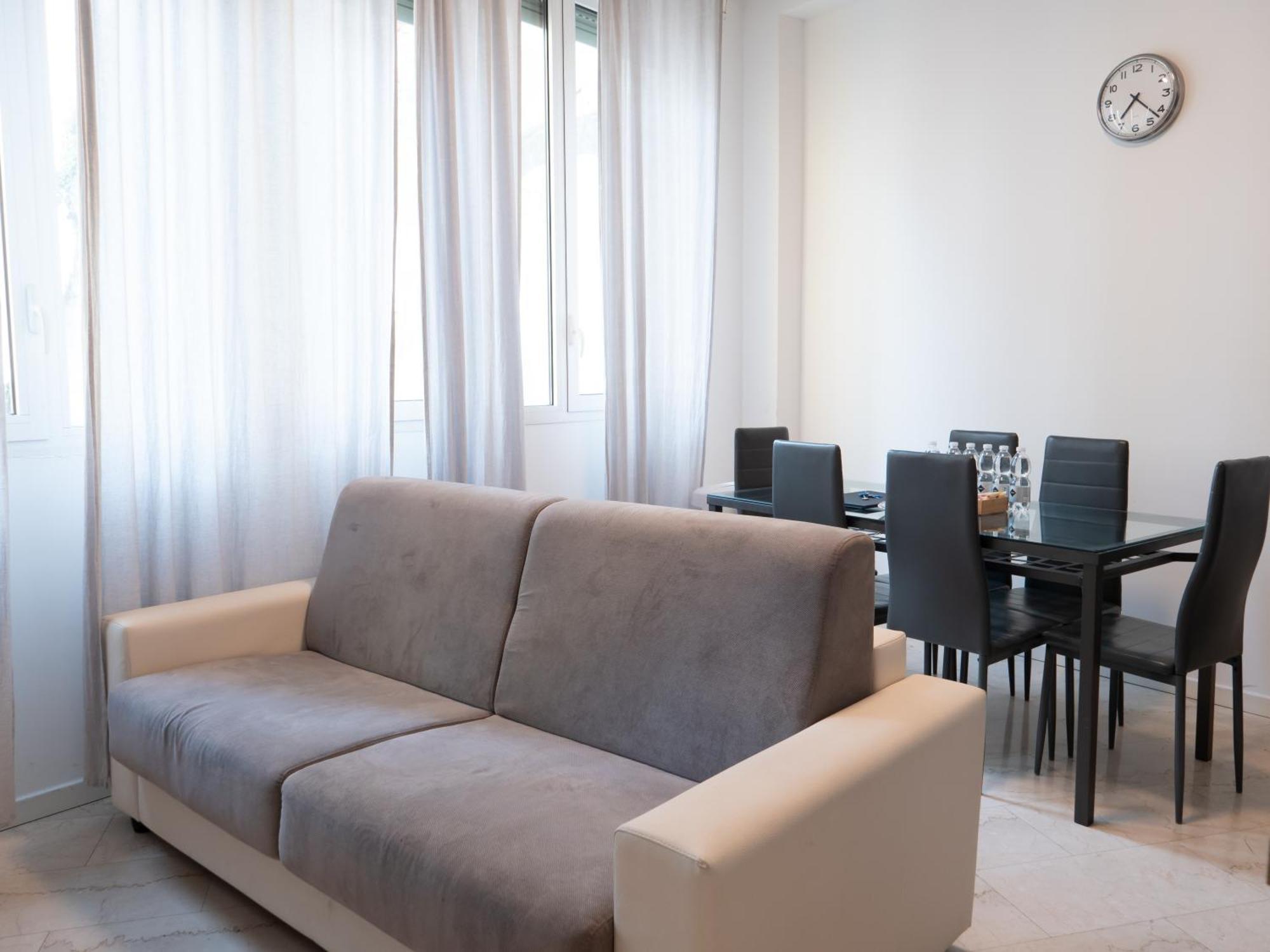 Prestige Boutique Homes - Duomo 1 Milan Bagian luar foto